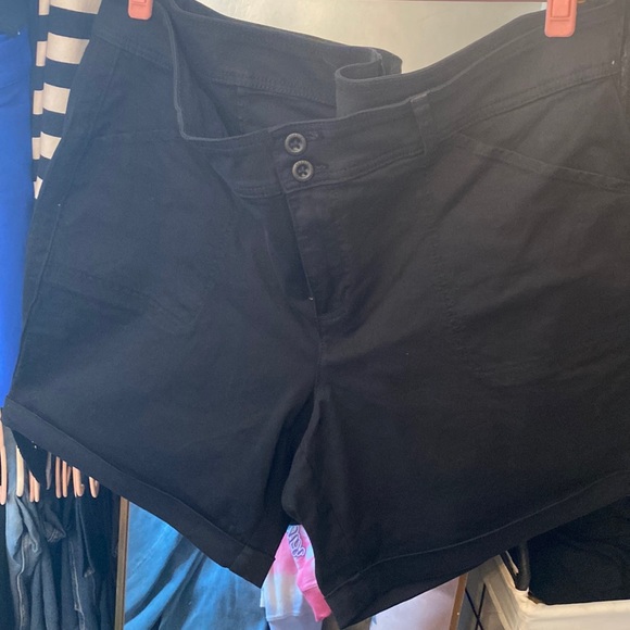 Pants - Torrid shorts